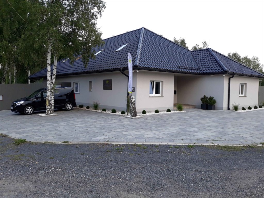 Lokal użytkowy na wynajem Gniewomirowice, Gniewomirowice, Kwiatowa 15  240m2 Foto 1