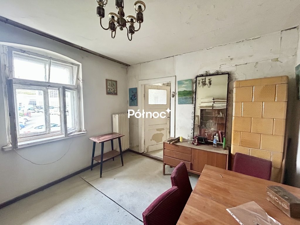Na sprzedaż przestronne 78 m² w kameralnej kamienicy z ogródkiem Jelenia Góra, Batalionów Chłopskich  78m2 Foto 1