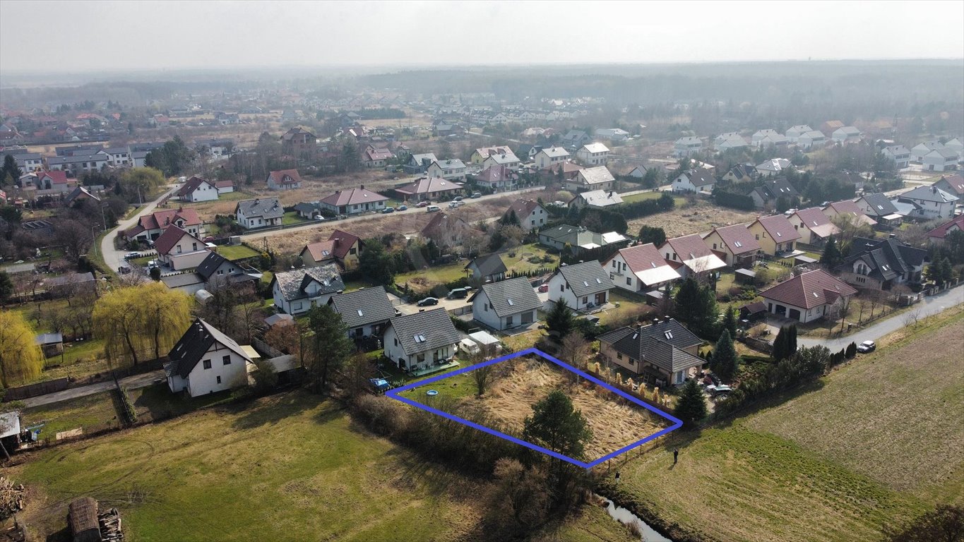 Działka budowlana 917 m² z mediami, las i cisza Wilkszyn, Truskawkowa  917m2 Foto 1