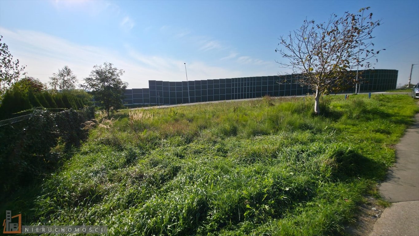 Działka na wynajem w Węgrzcach, 682 m2, media, blisko obwodnicy Węgrzce  682m2 Foto 1