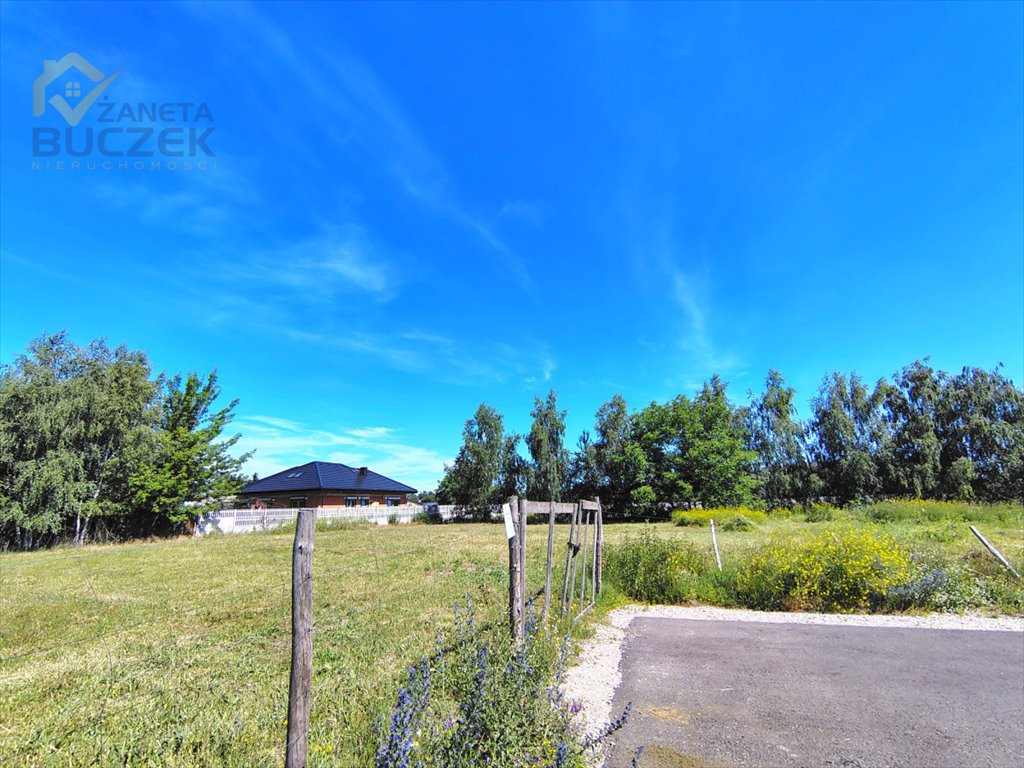 Działka 1700 m² z mediami i lasem w spokojnej okolicy zapraszam Czerwonka-Parcel  1 700m2 Foto 1
