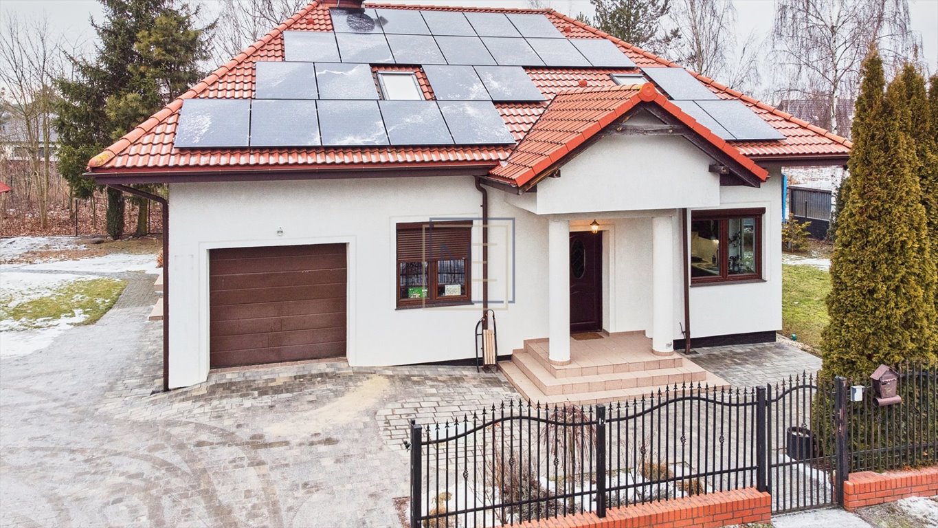 Komfortowy dom 206 m2 z fotowoltaiką i ogrodem Lisi Ogon  206m2 Foto 1
