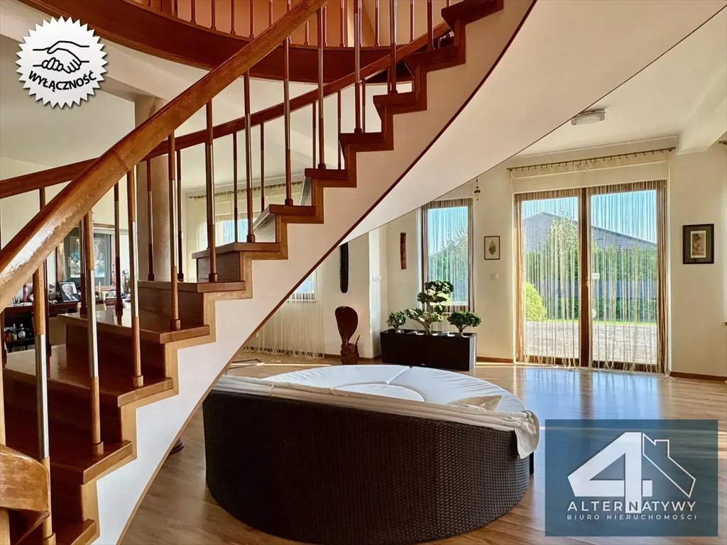 Ekskluzywny dom 355 m² z sauną, garażem i dużym ogrodem Kiełczów  355m2 Foto 1