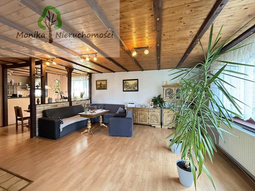 Dom z ogrodem i garażem w Czarlinie, 200 m2 Czarlin, Lipowa  200m2 Foto 1