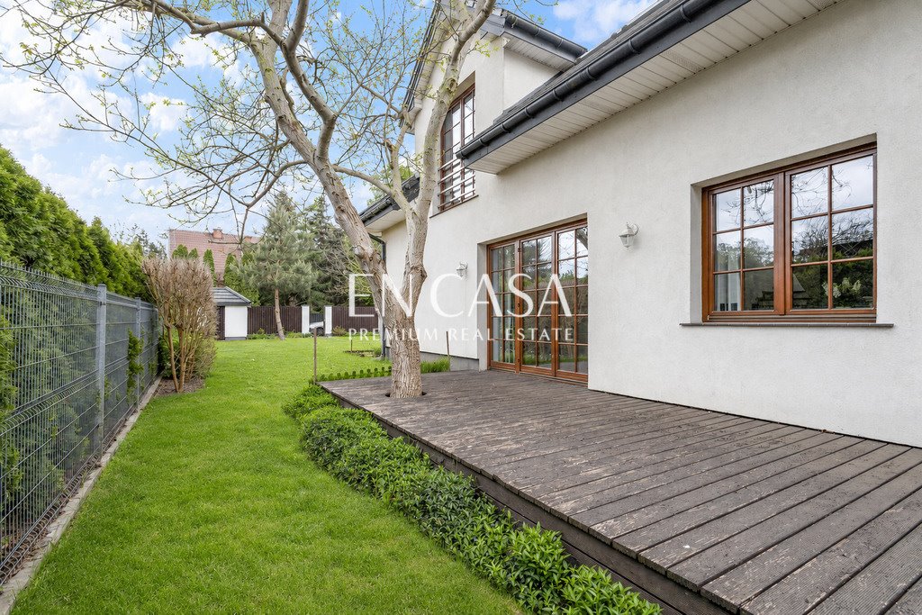 Przestronny dom 156 m² z ogrodem i tarasem w Łomiankach Łomianki, Dąbrowa Leśna  156m2 Foto 1