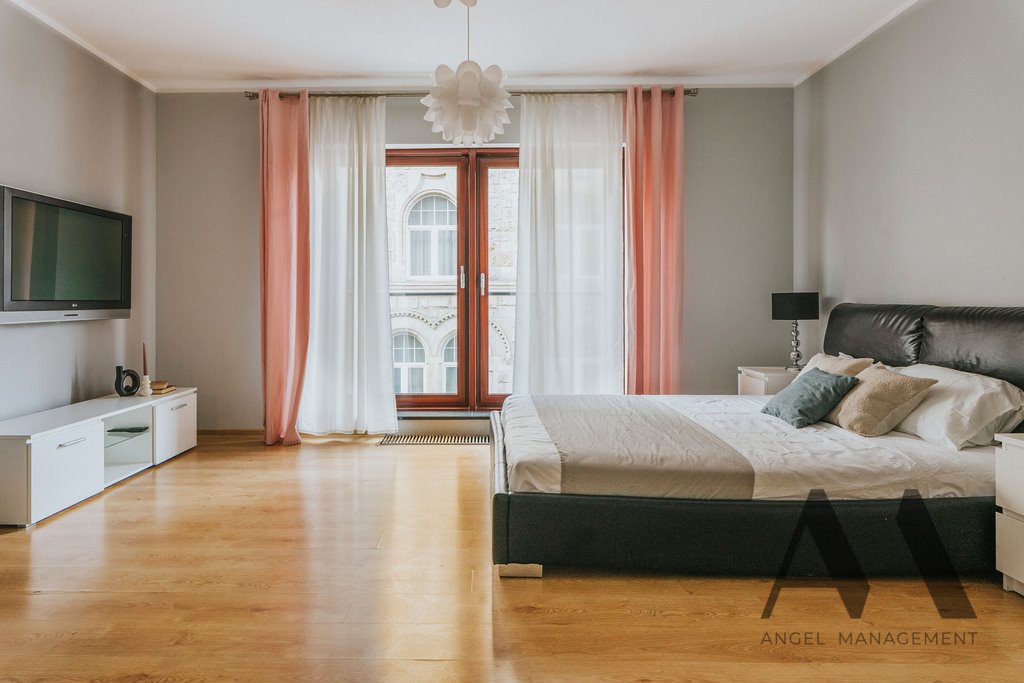 Umeblowane studio w sercu Wrocławia, 38 m2, blisko Rynku Wrocław, Krawiecka  38m2 Foto 1