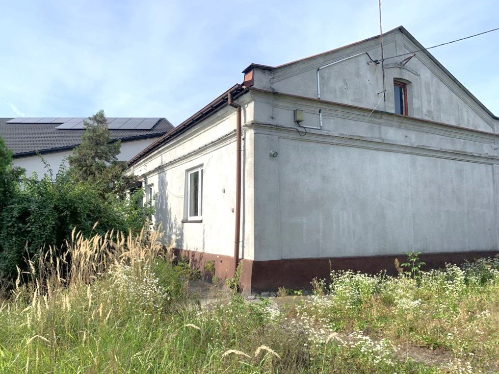 Dom z potencjałem w centrum Kramska, 120 m2, działka 5 arów Kramsk, Kościelna 16  120m2 Foto 1