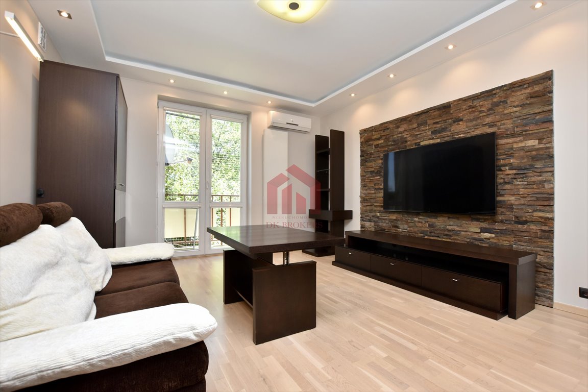 Komfortowe 2-pokojowe mieszkanie z klimatyzacją i pełnym wyposażeniem Rzeszów, Krakowska, Krakowska  48m2 Foto 1