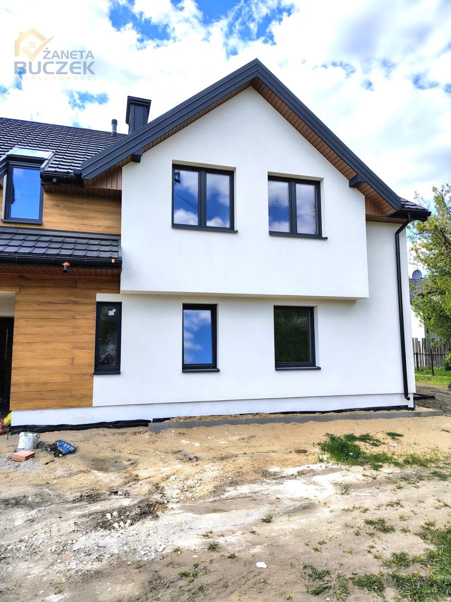 Nowoczesny segment 72,66 m2 z dużą działką 430 m2 Rozlazłów  73m2 Foto 1