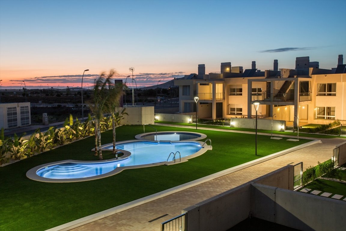 Nowoczesne apartamenty 2-3 syp. przy plaży w Cartagena Hiszpania, La Manga del Mar Menor, La Manga del Mar Menor, Cartagena, Murcia  100m2 Foto 1