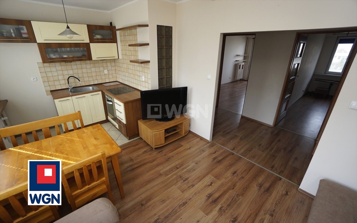 Dwupokojowe mieszkanie z balkonem i możliwością powrotu do trzech pokoi Konin, 11 Listopada  48m2 Foto 1