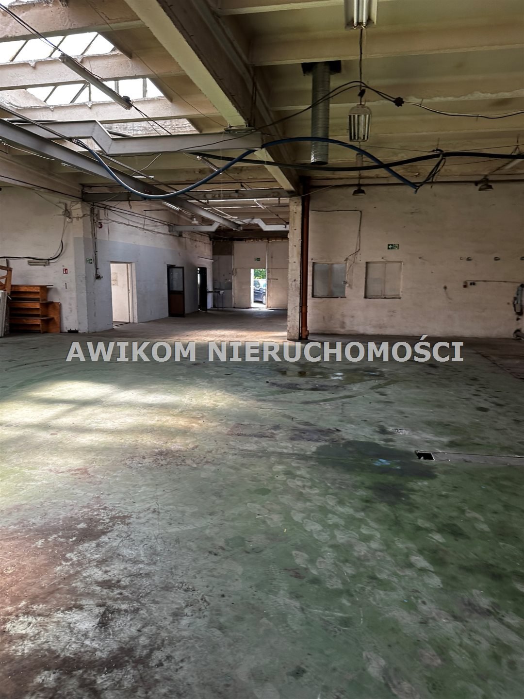 Lokal użytkowy na wynajem Błonie  600m2 Foto 2