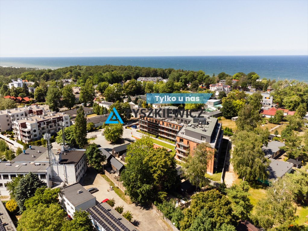 Mieszkanie trzypokojowe na sprzedaż Jastrzębia Góra, Obrońców Westerplatte  58m2 Foto 1