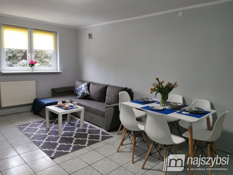 Pensjonat 398m2 z 4 apartamentami, blisko jeziora Resko, obrzeża  398m2 Foto 1