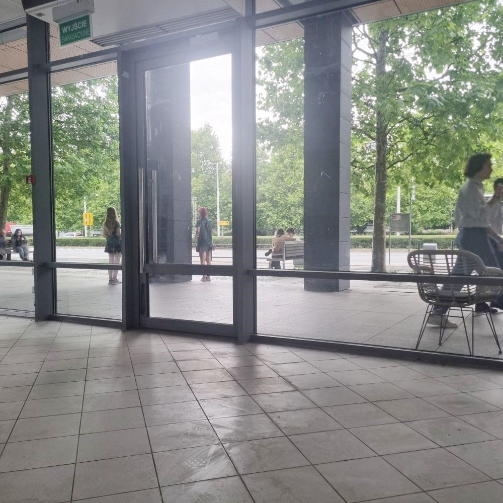 Lokal usługowy 50 m2 przy Rondzie Reagana we Wrocławiu Wrocław, Śródmieście, Plac Grunwaldzki, Rondo Reagana  50m2 Foto 1