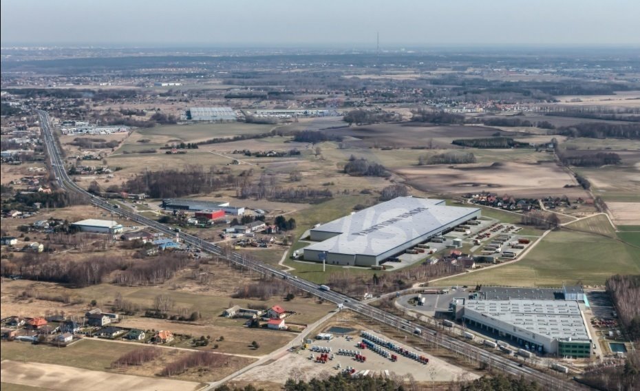 Magazyn 2160 m² w Urzucie, szybki dostęp do S8 Urzut  2 160m2 Foto 1