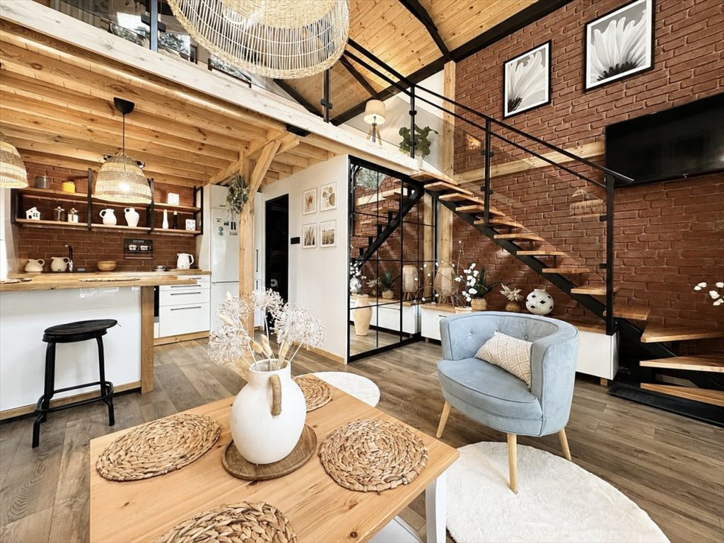 Nowoczesny dom z tarasami 80 m² w leśnej okolicy. Rzeszów, Źródlana  47m2 Foto 1