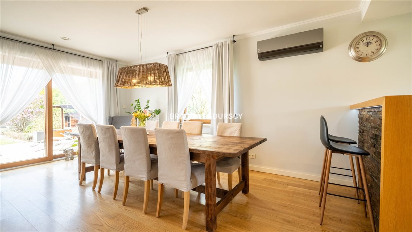Zapraszam do obejrzenia domu z basenem i fotowoltaiką 274 m² Polanowice  275m2 Foto 1