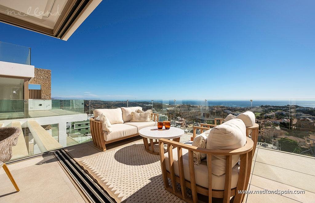 Apartament z panoramicznym widokiem na morze, 2 sypialnie Hiszpania, Mijas Costa  86m2 Foto 1