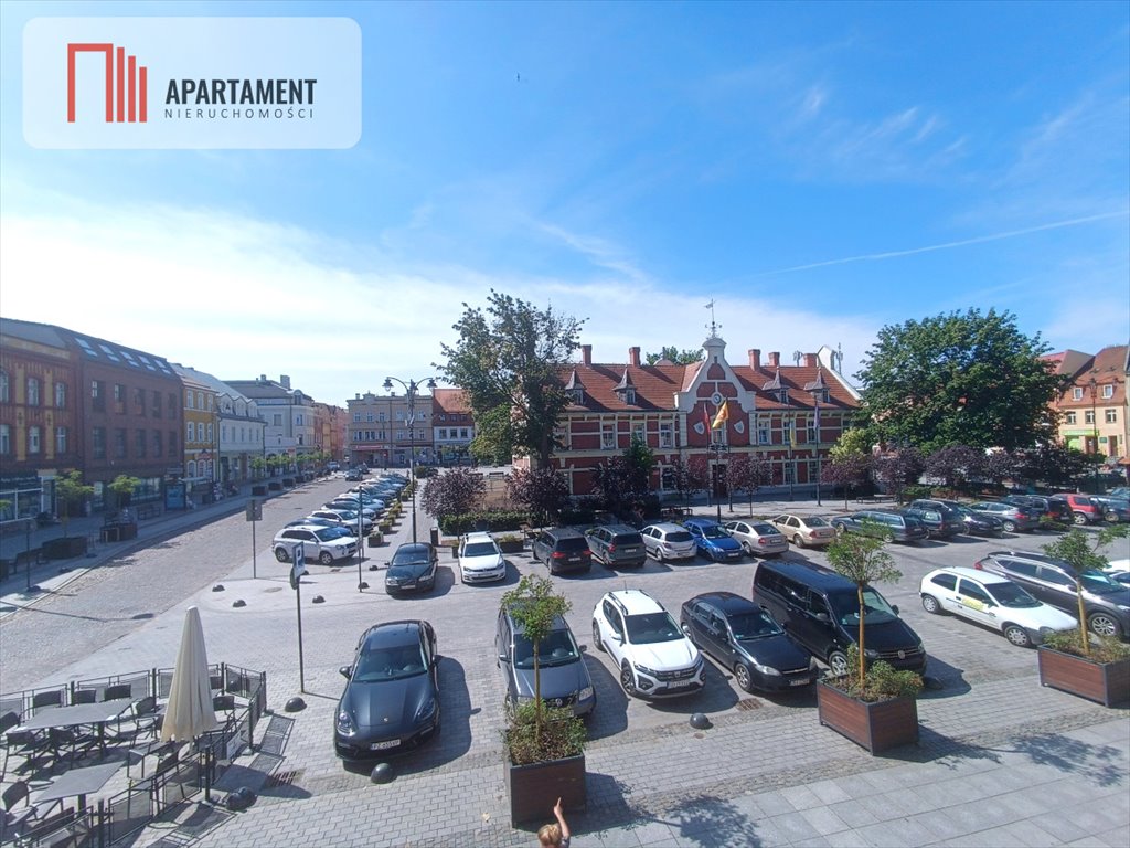 Lokale usługowe w centrum Starogardu Gdańskiego z prywatnym parkingiem. Starogard Gdański, Rynek  25m2 Foto 1