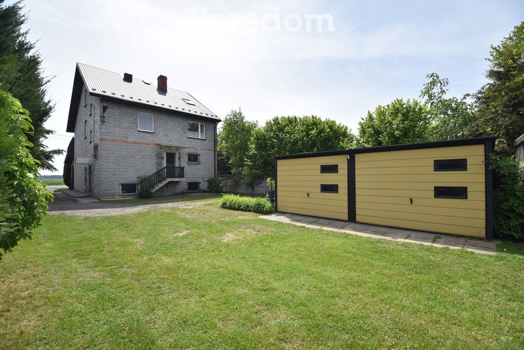 Dom na sprzedaż Praszka  200m2 Foto 1