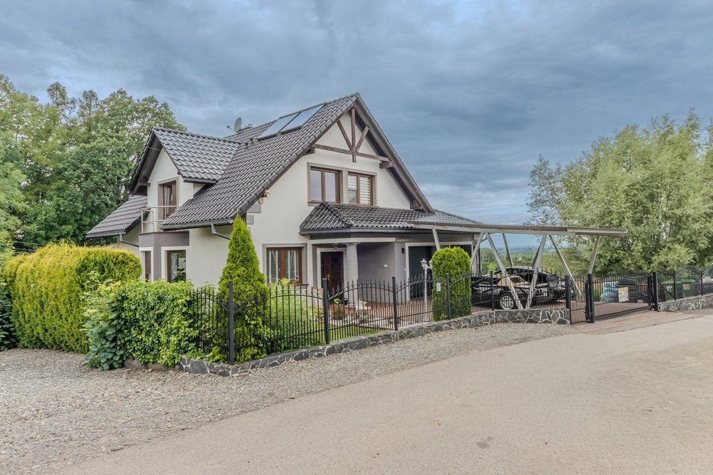 Luksusowy dom z basenem i sauną w Jaworzu. Jaworze, Jaskółcza  126m2 Foto 1