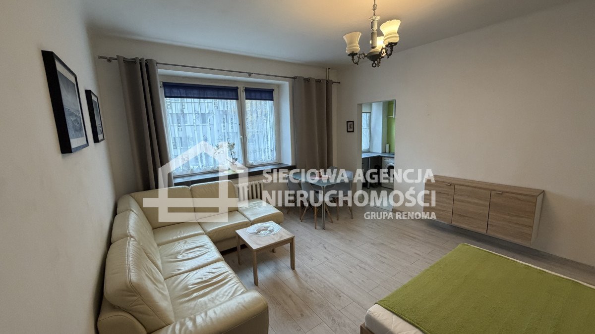 Kawalerka na wynajem Gdynia, Śródmieście, Śląska  30m2 Foto 1