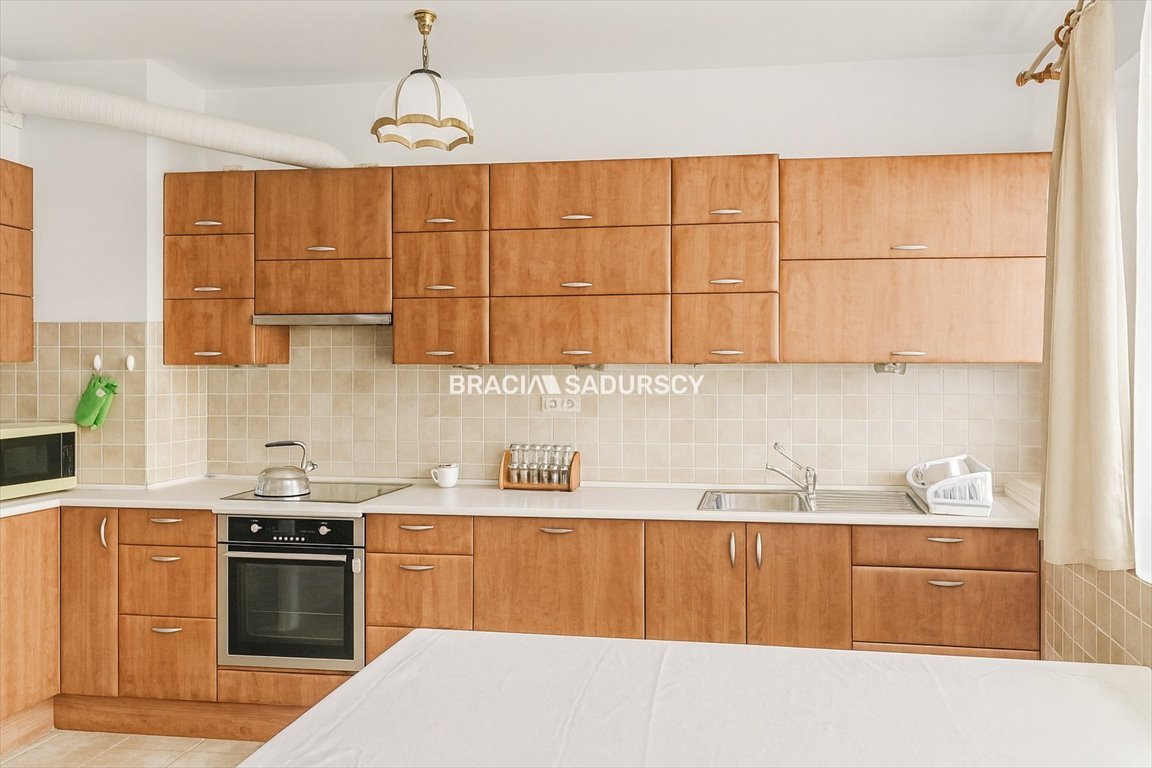 Eleganckie 55 m² z balkonem, garażem i pełnym wyposażeniem Kraków, Bronowice, Bronowicka  55m2 Foto 1