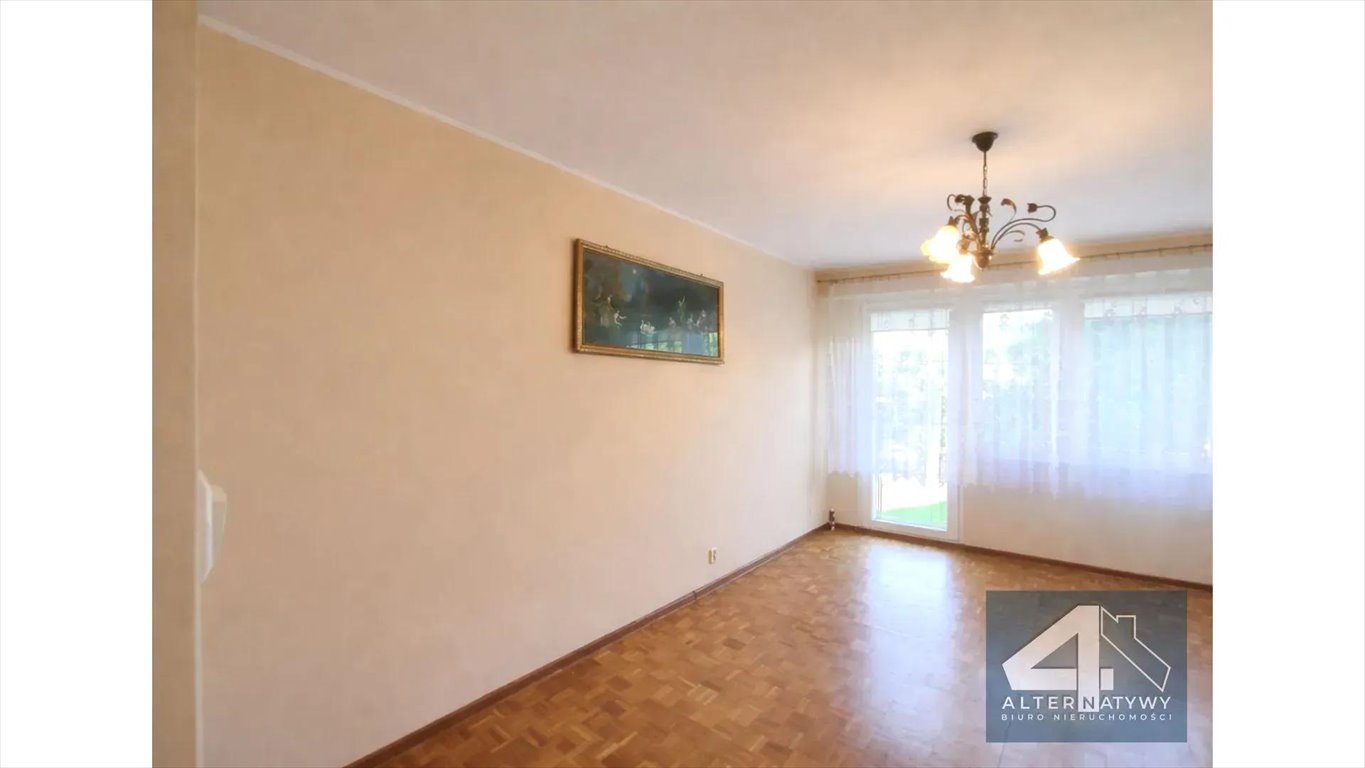 Mieszkanie do remontu z dużym potencjałem, 3 pokoje, osobna kuchnia Piotrków Trybunalski, Belzacka 66  48m2 Foto 1