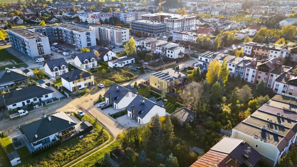 Nowoczesny dom z działką 230 m² w Lesznie - komfort i spokój Leszno  90m2 Foto 1