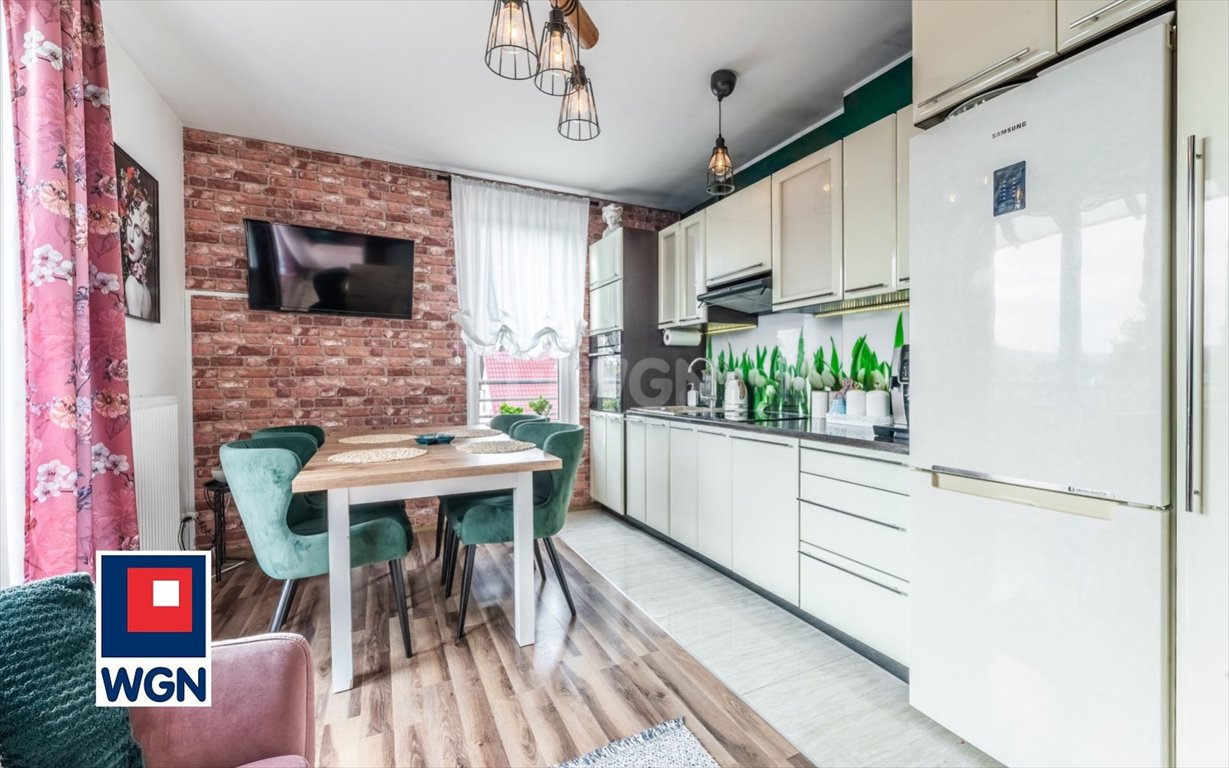 Mieszkanie czteropokojowe  na sprzedaż Bolszewo, Szkolna  57m2 Foto 1