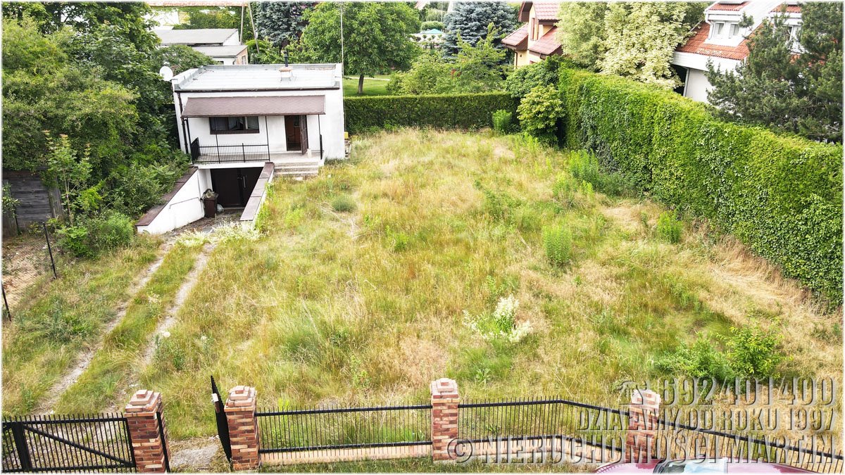 Mały dom z garażem na działce 503 m² w Poznaniu Poznań, Stare Miasto, Naramowice, Bursztynowa  85m2 Foto 1