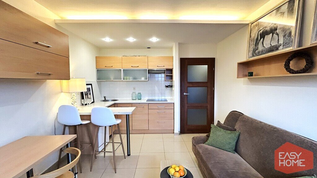 Mieszkanie dwupokojowe na wynajem Poznań, Grunwald, Grunwald, Wojskowa  47m2 Foto 1