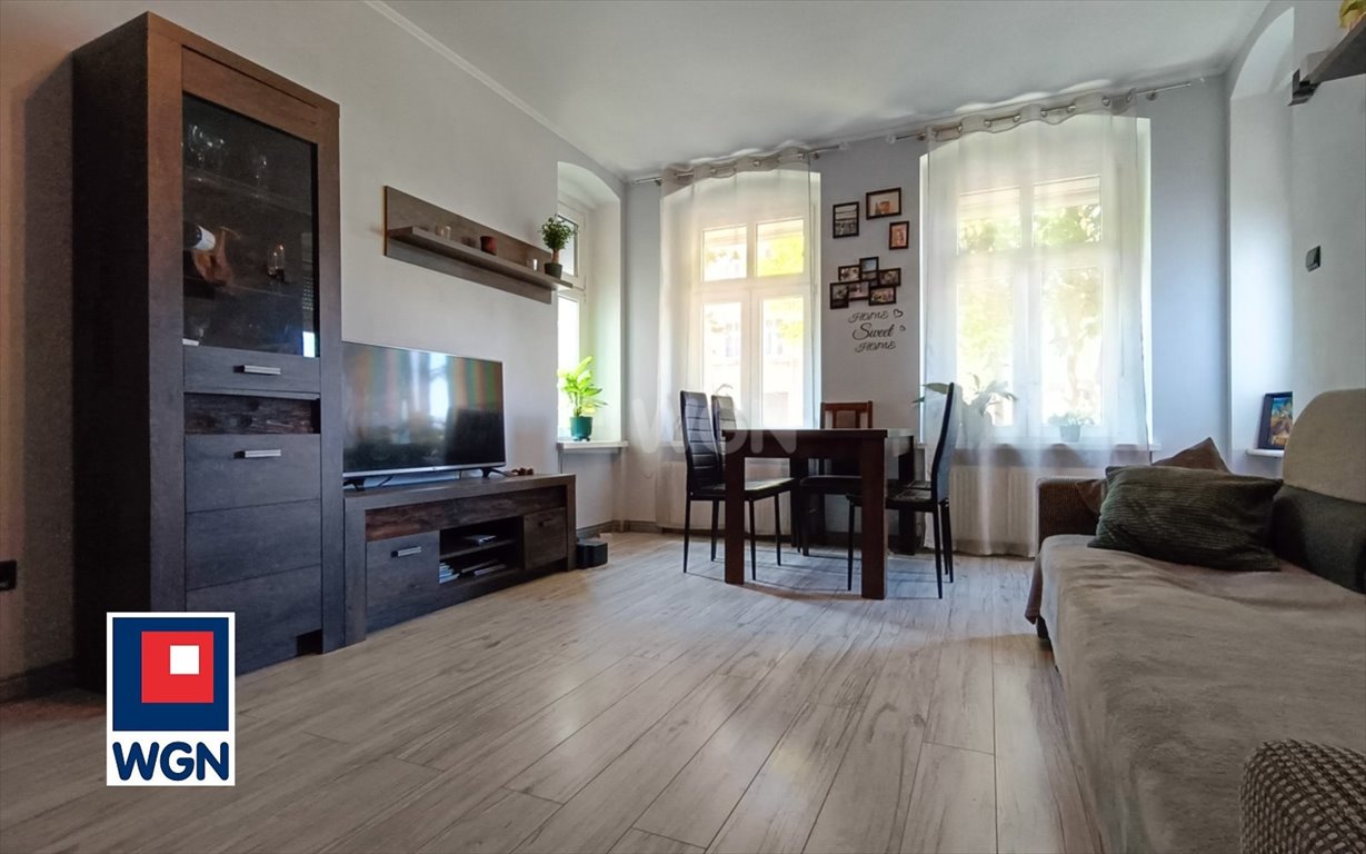 Przestronne 2 pokoje na parterze z piwnicą i spokojnym otoczeniem Legnica, FABRYCZNA, SENATORSKA  54m2 Foto 1