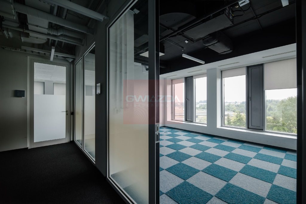 Nowoczesny biurowiec klasy A w Mokotowie z zielonym dziedzińcem Warszawa, Mokotów  462m2 Foto 1