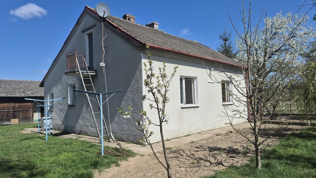 Dom do remontu z dużym potencjałem i widokiem na las Pogórska Wola  100m2 Foto 1