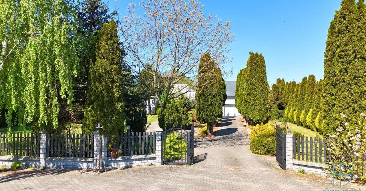 Przestronny dom 190 m² z stawem i dużą działką zapraszam Solec  190m2 Foto 1