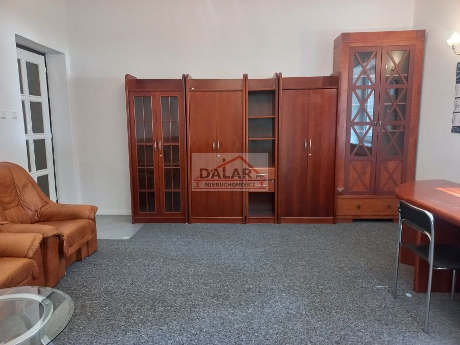 Atrakcyjny 60 m2 lokal biurowy z ogródkiem i parkingiem. Piaseczno, Zalesie Dolne  60m2 Foto 1