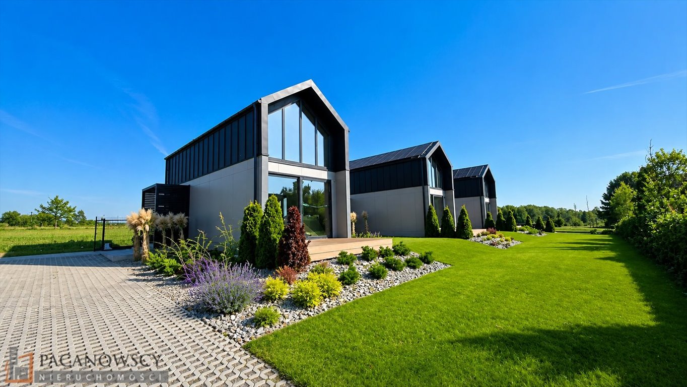 Na sprzedaż działka 1256 m² z 3 domkami w Bibicach Bibice  1 256m2 Foto 1
