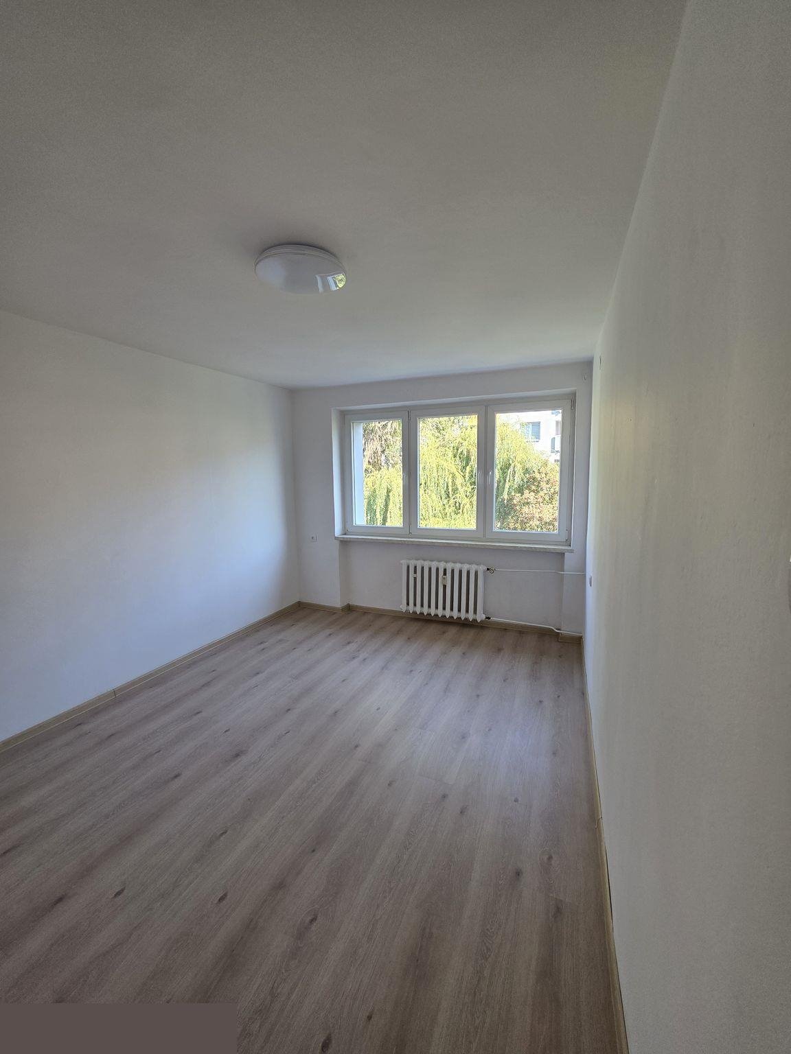 Sprzedam mieszkanie 31 m² z piwnicą i parkingiem w Gliwicach Gliwice, Spółdzielcza 22  31m2 Foto 1