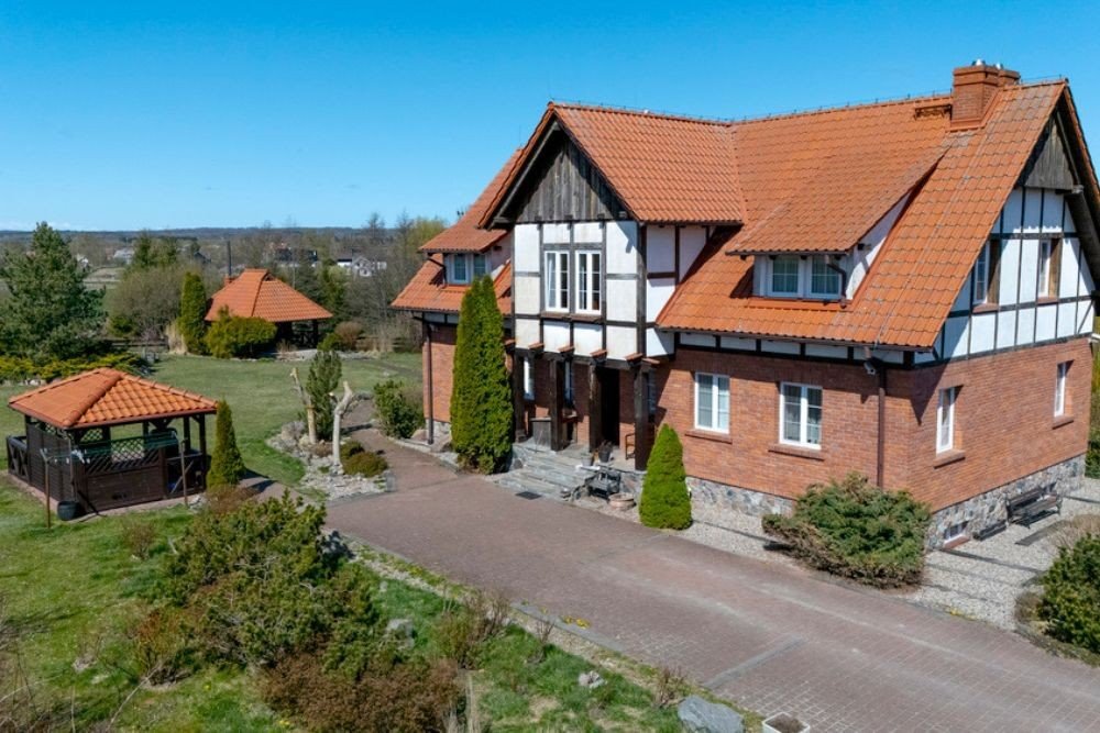 Sprzedam działkę 52 100 m² z nowoczesną rezydencją w Stegnach Stegny  52 100m2 Foto 1