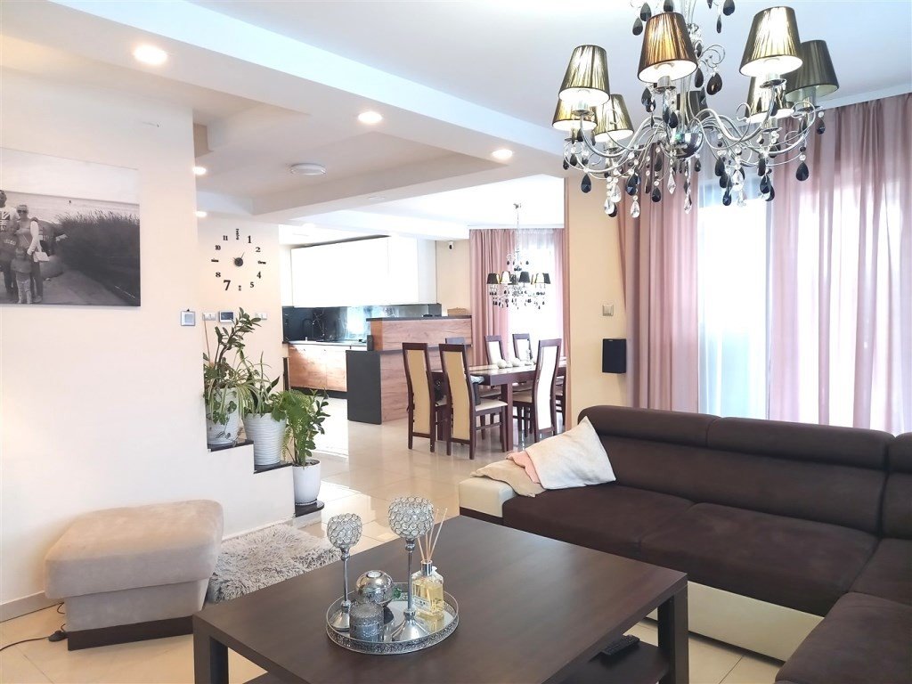 Przestronny dom 189 m² na dużej działce w Żorach Żory, Żytnia  289m2 Foto 1