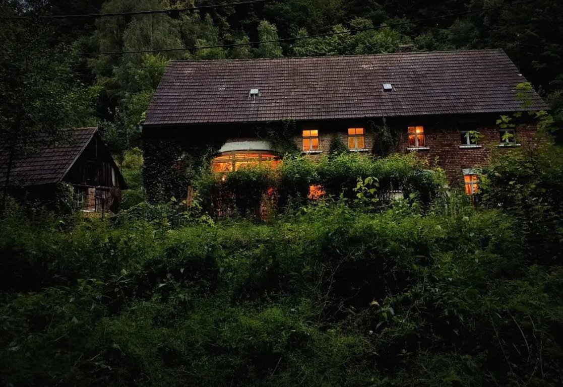 Dom 300 m² w Maciejowcu - historia, natura i potencjał Maciejowiec  300m2 Foto 1