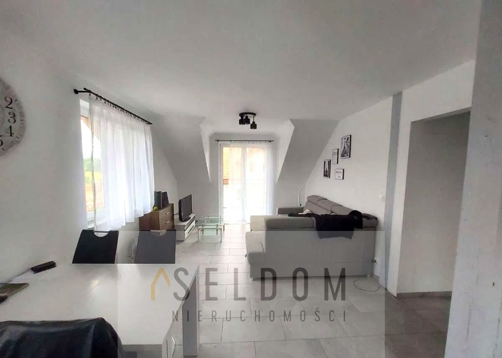 Mieszkanie dwupokojowe na sprzedaż Jelenia Góra, Sobieszów  42m2 Foto 1
