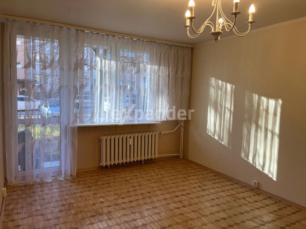 Kawalerka na sprzedaż Częstochowa, Północ  33m2 Foto 1