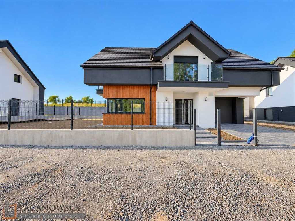Polecam nowoczesny dom 142 m² z garażem, balkonami i 4 sypialniami Bibice  142m2 Foto 1