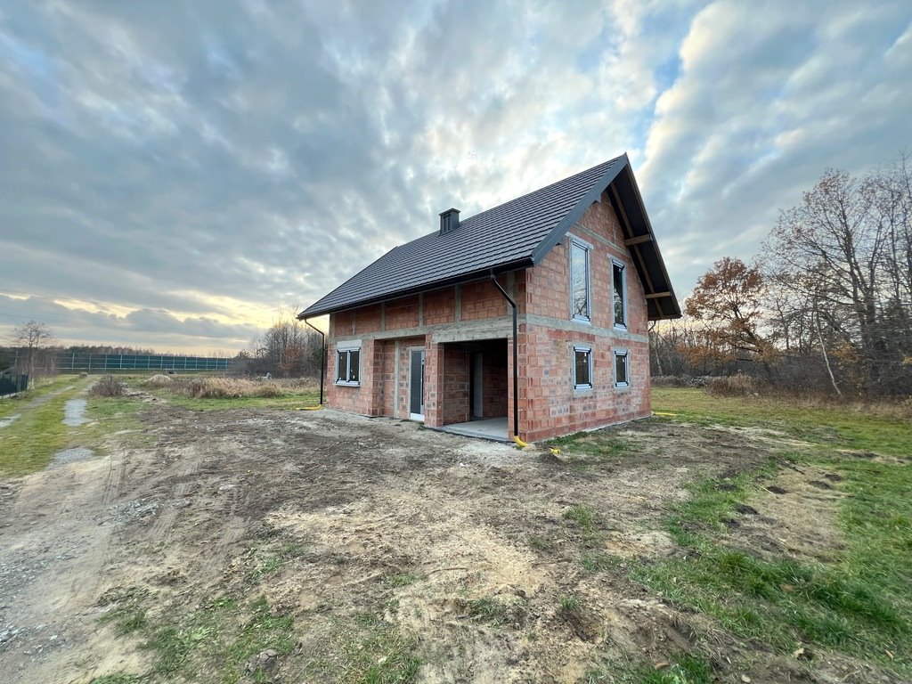 Dom na sprzedaż Czarna Sędziszowska  138m2 Foto 1