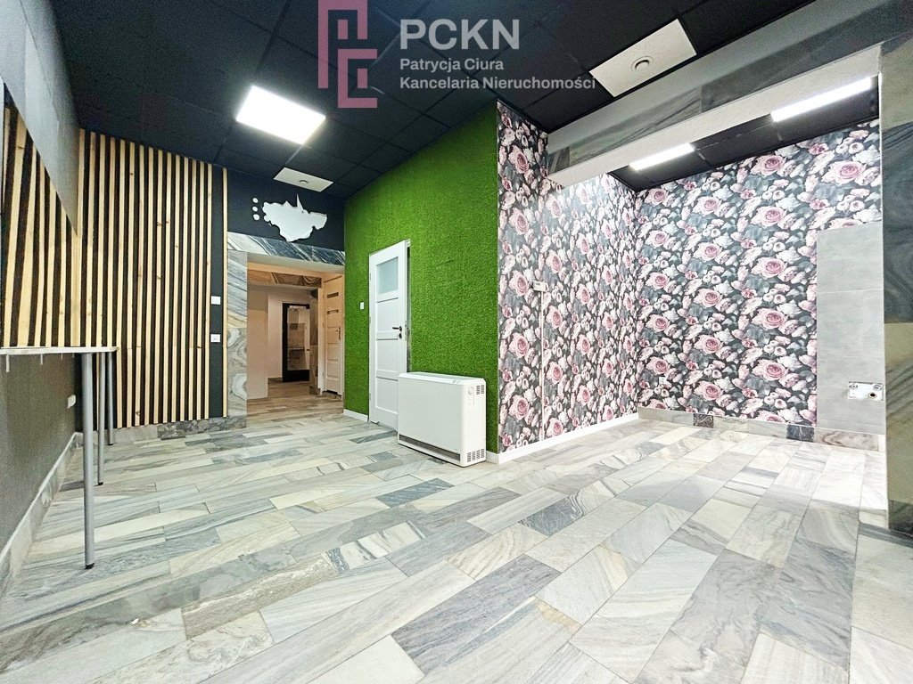 Lokal użytkowy na sprzedaż Opole  49m2 Foto 1