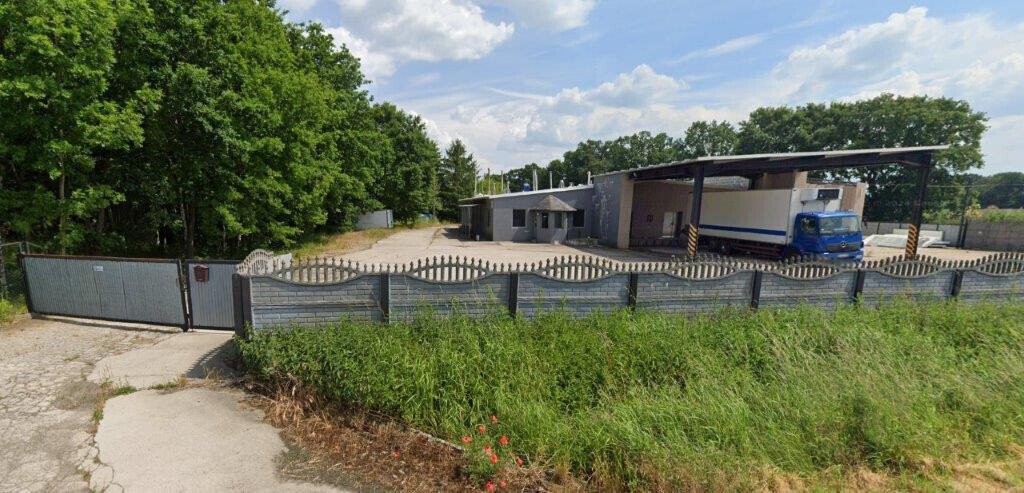 Magazyn na sprzedaż Rusko 1406 m² – funkcjonalna całość Rusko  1 406m2 Foto 1