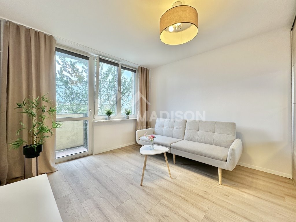 Zapraszam do 37,5 m² po remoncie z balkonem i świetną komunikacją Warszawa, Targówek, Bródno, Suwalska  38m2 Foto 1